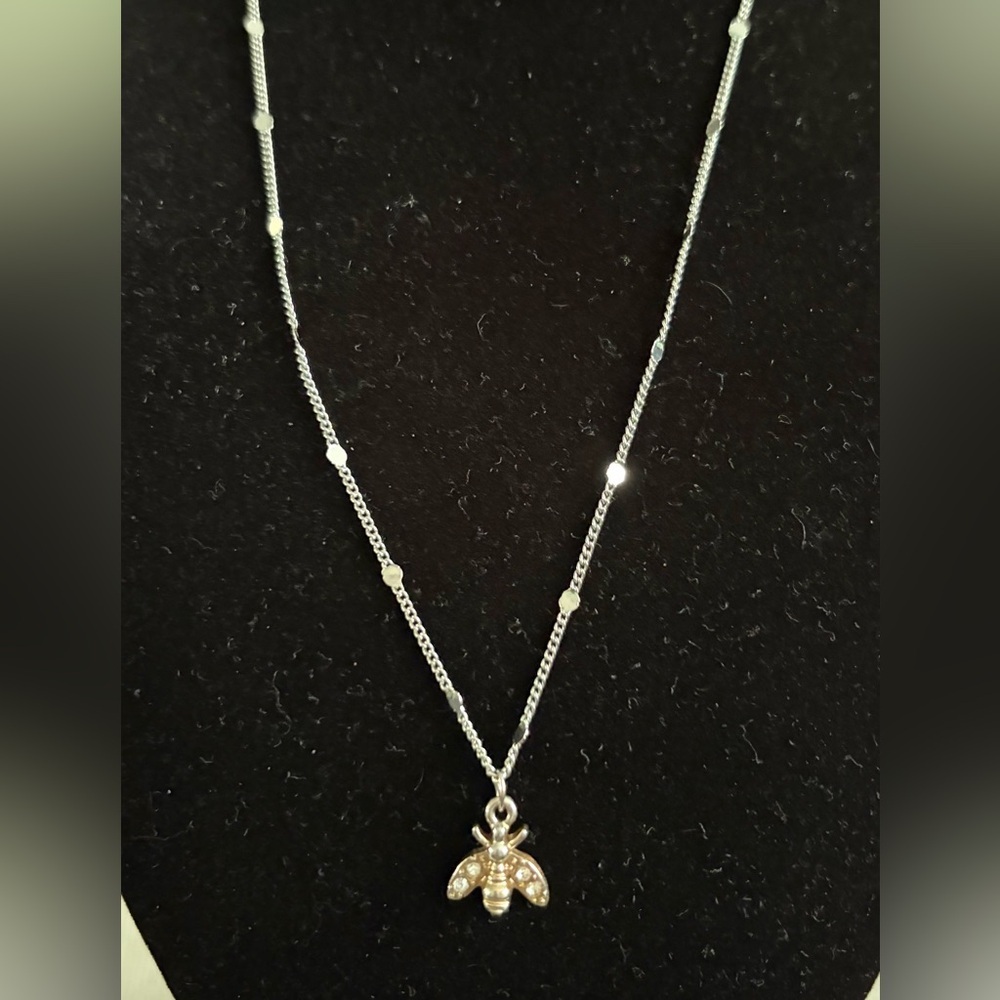 Source Unknown Silver Necklace with Bee Charm